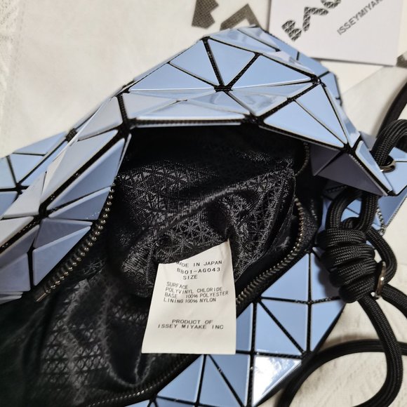 NWT Bao bao  Issey Miyake Shoulder Bag - Picture 11 of 12